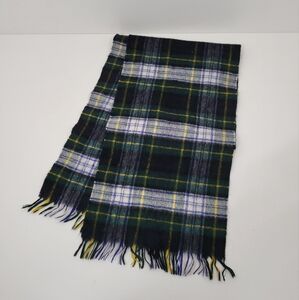 VTG Johnstons Of Elgin Wool Blend Green Plaid Fringe 42" X8" Scarf Scotland